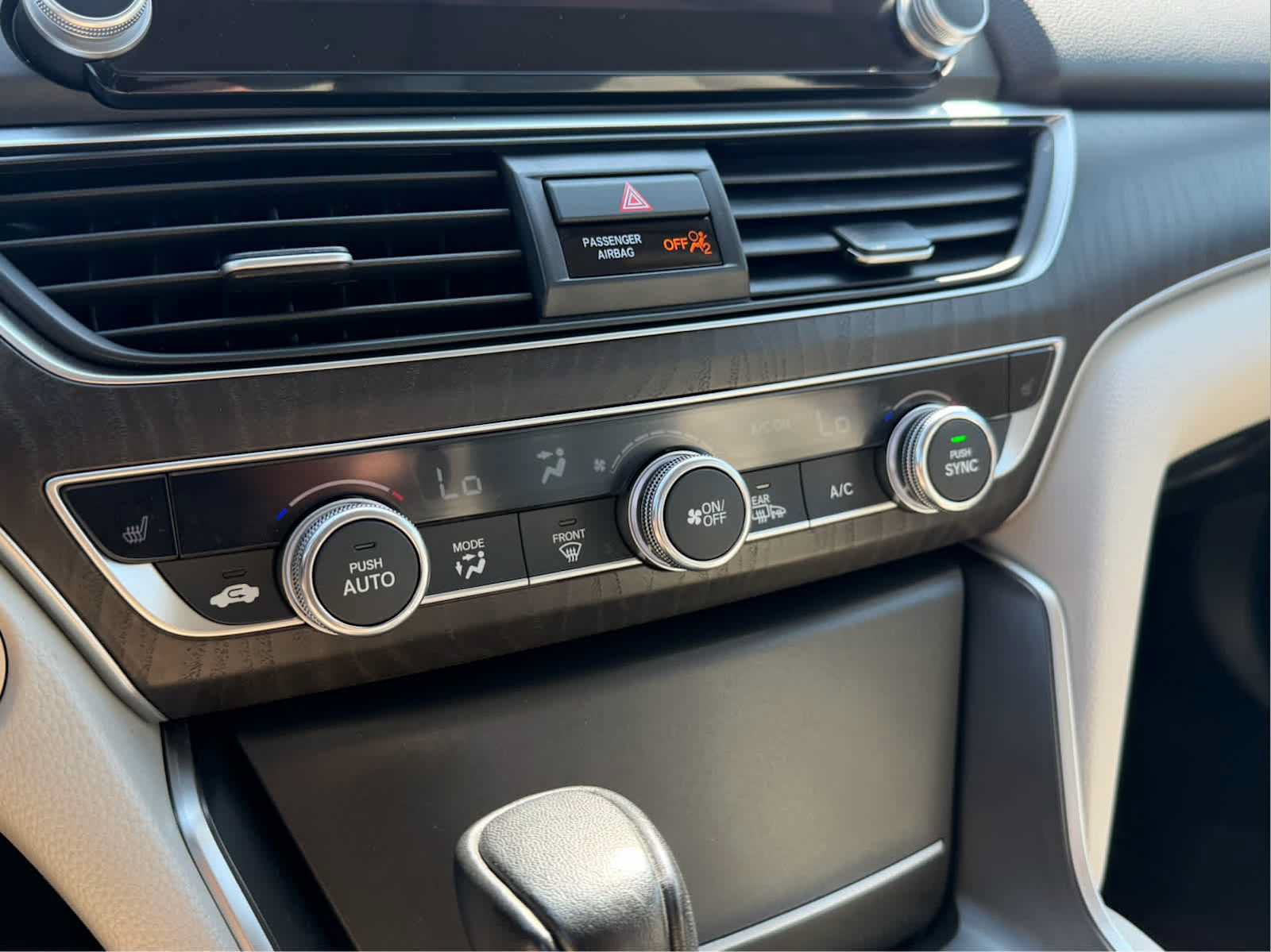 Used 2019 Honda Accord EX-L image 32