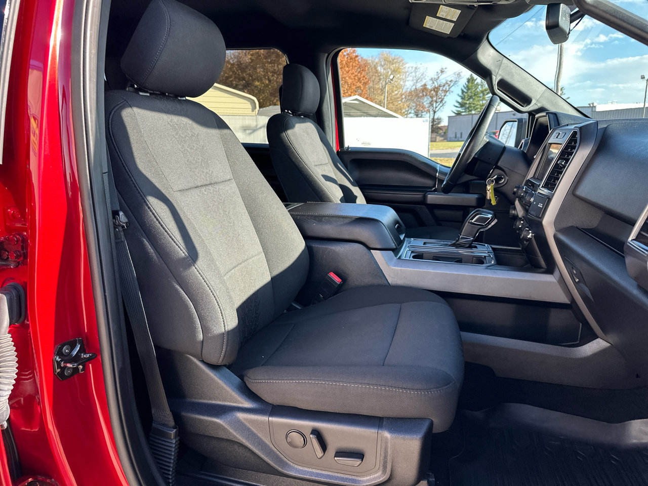 Used 2020 Ford F150 XLT w/ Equipment Group 302A Luxury image 27