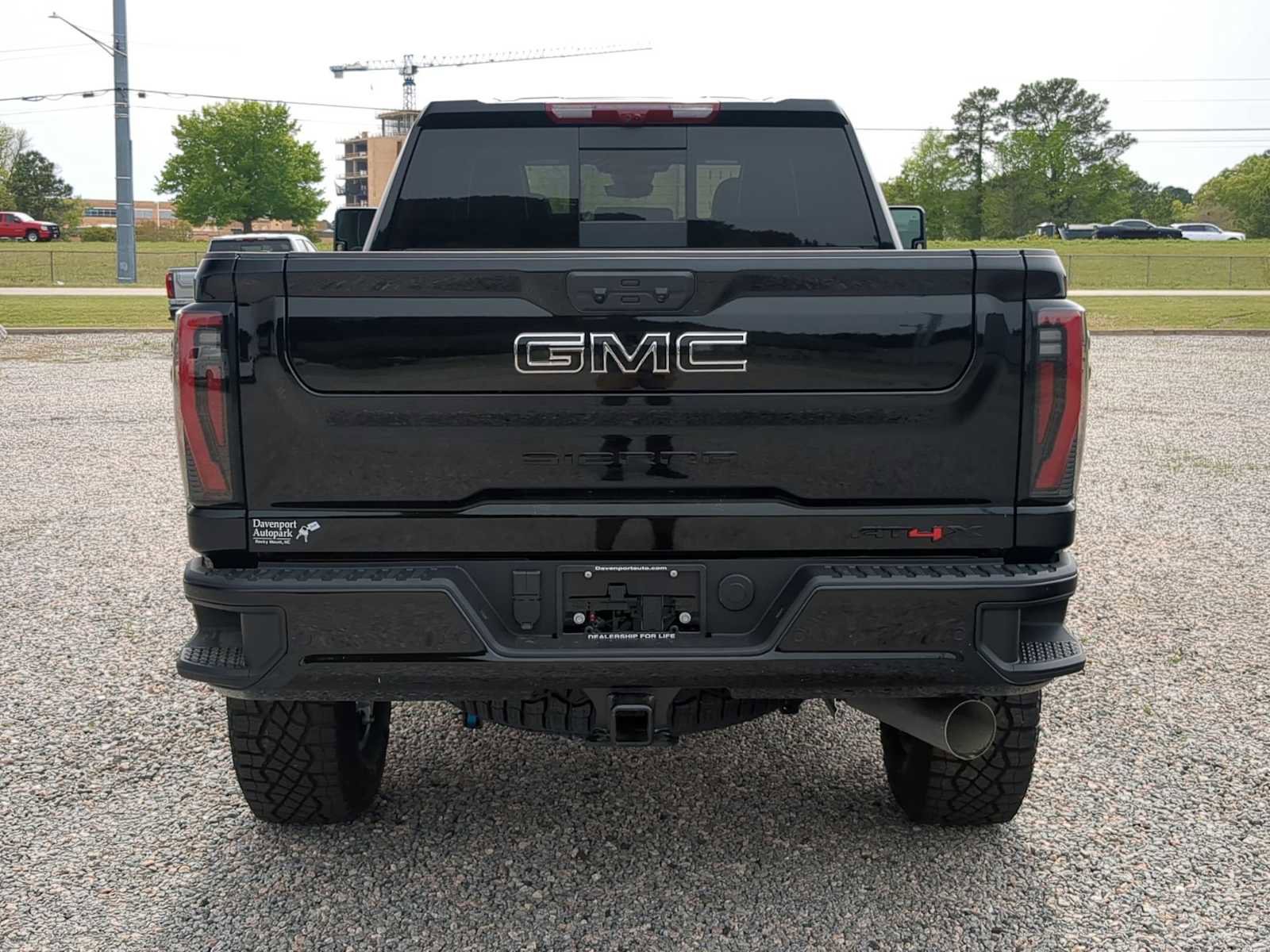 New 2026 GMC Sierra 2500 AT4X w/ LPO, Black Badging Package image 7