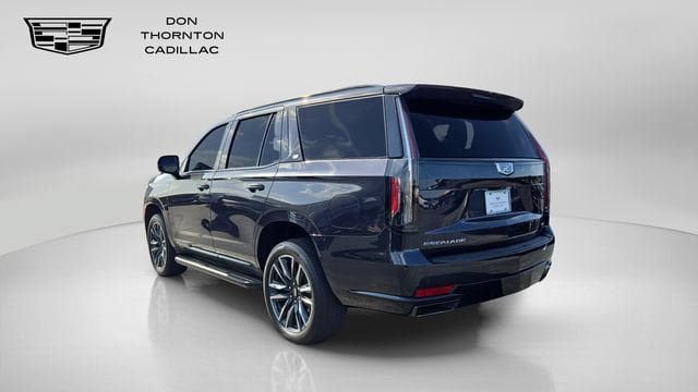 Used 2023 Cadillac Escalade Sport Platinum RWD image 3