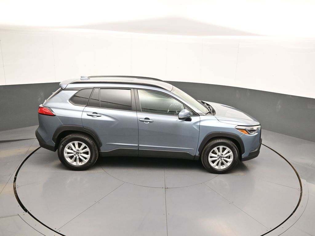 Certified 2022 Toyota Corolla Cross LE AWD/4WD image 36
