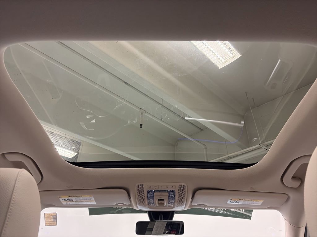 Certified 2022 Mercedes-Benz GLB 250 4MATIC image 21