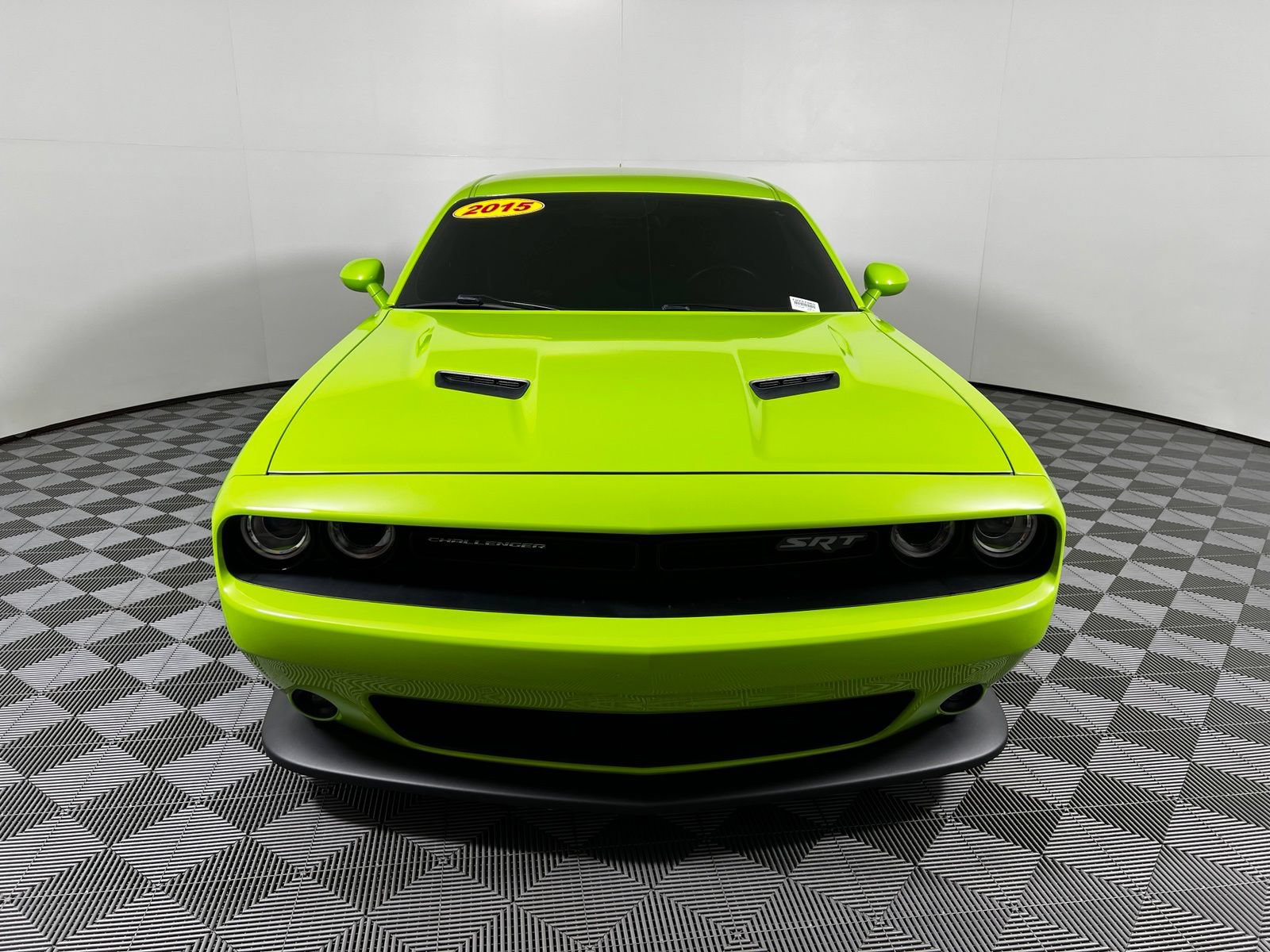 Used 2015 Dodge Challenger R/T Scat Pack w/ Leather Interior Group RWD image 2