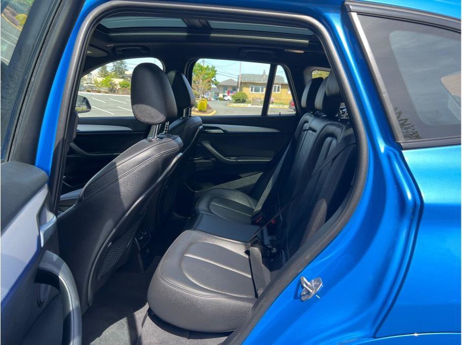 Used 2021 BMW X1 xDrive28i w/ M Sport Package image 18
