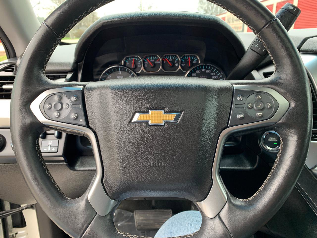 Used 2015 Chevrolet Tahoe LTZ AWD/4WD image 23