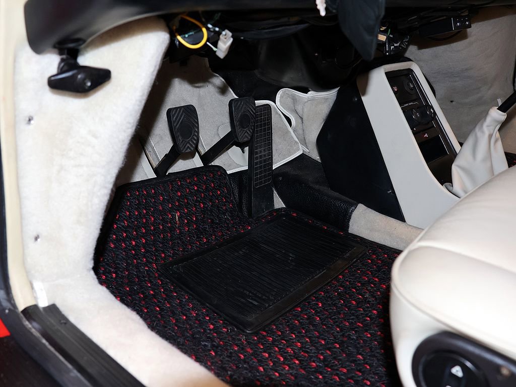 Used 1988 Porsche 911 Carrera image 68