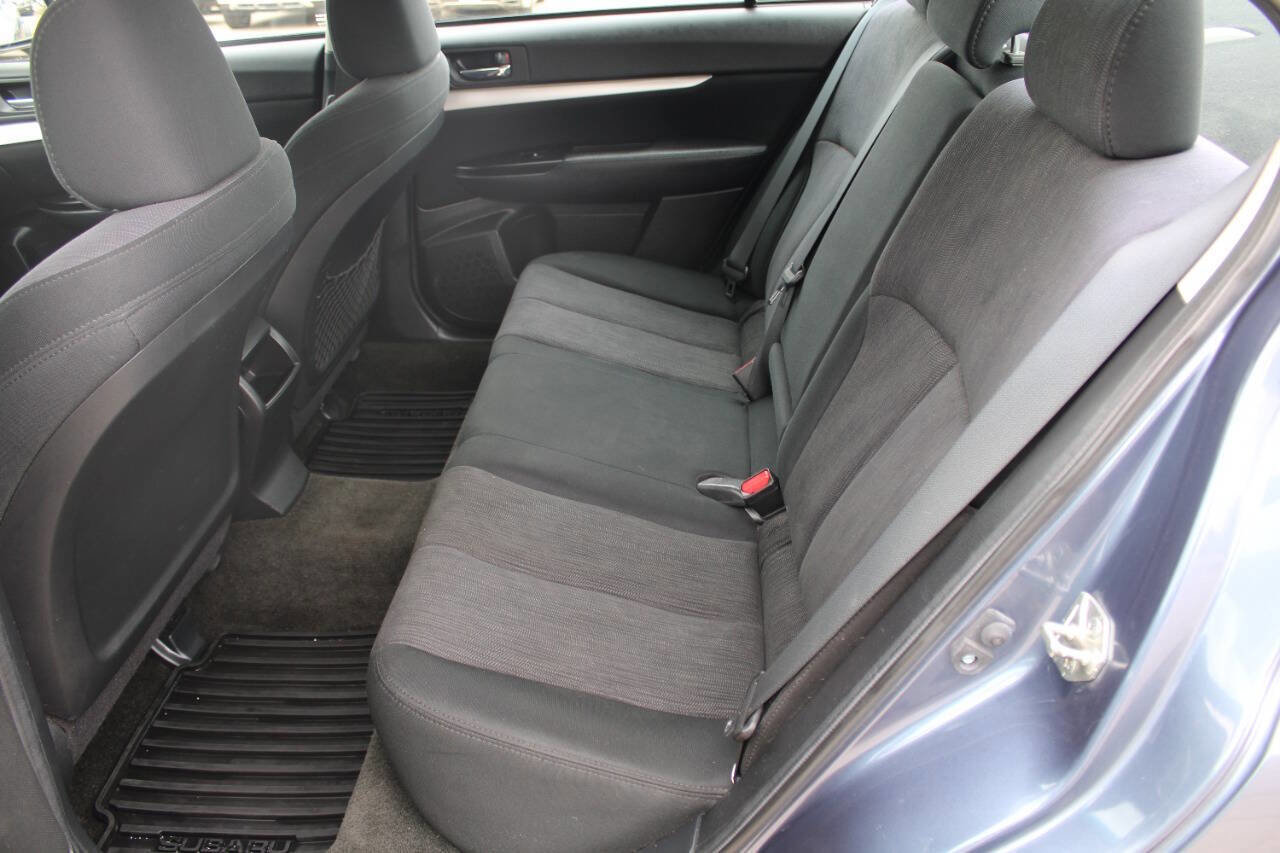 Used 2013 Subaru Legacy 2.5i Premium w/ Popular Pkg 2 AWD/4WD image 10