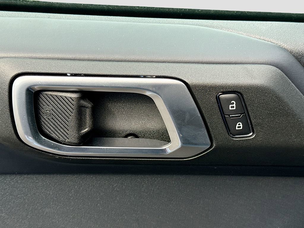 New 2025 Ford Bronco Badlands image 26