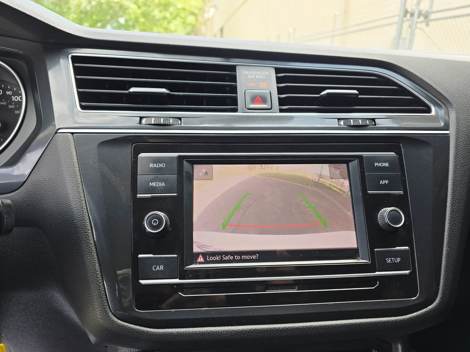 Used 2018 Volkswagen Tiguan S FWD image 21