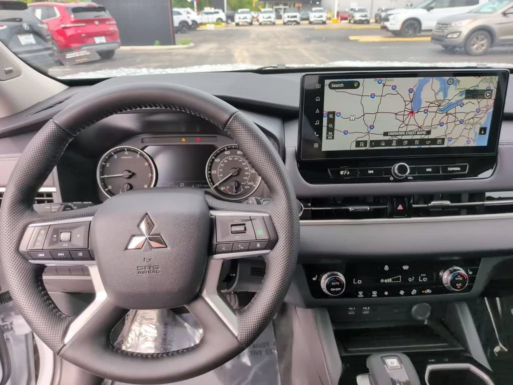 New 2026 Mitsubishi Outlander SE AWD/4WD image 30