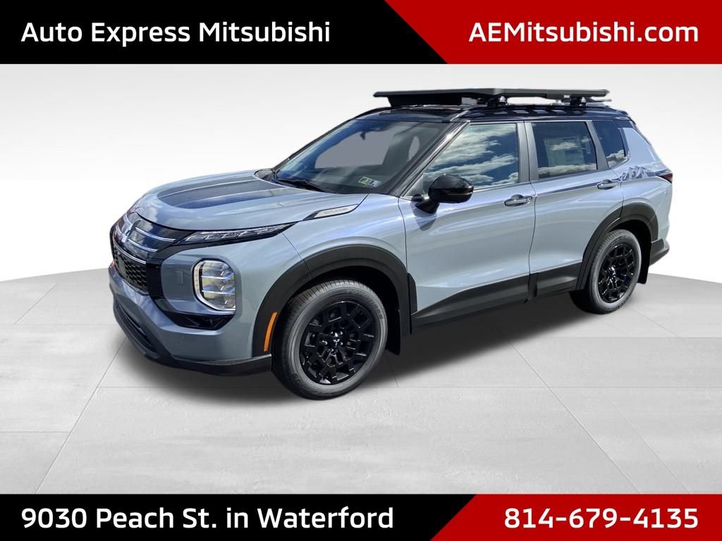 New 2025 Mitsubishi Outlander AWD image 3
