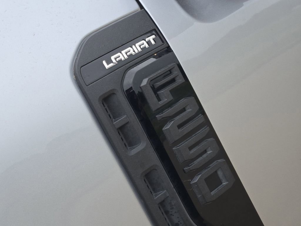 Used 2023 Ford F250 Lariat w/ Lariat Ultimate Package AWD/4WD image 34
