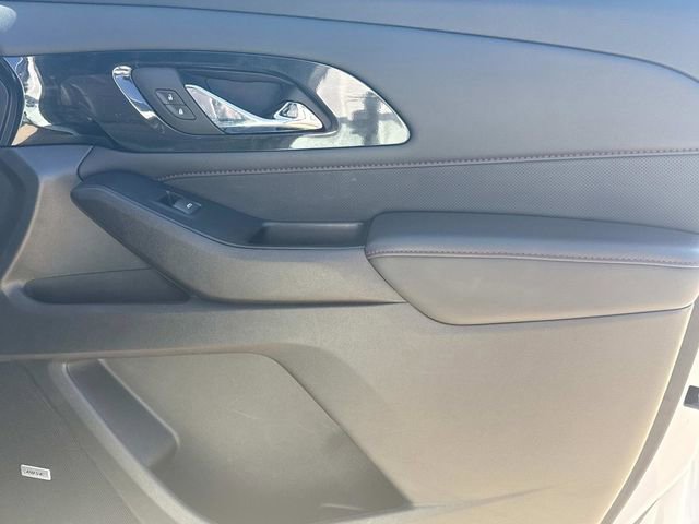 Used 2023 Chevrolet Traverse RS w/ LPO, Floor Liner Package image 19