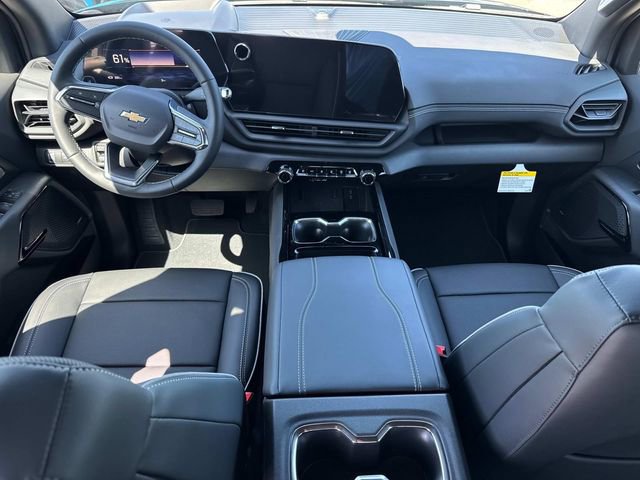 New 2025 Chevrolet Silverado EV LT image 10