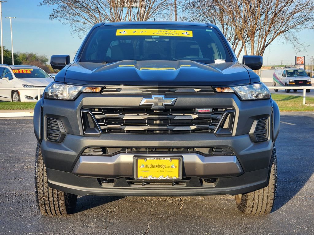 Used 2023 Chevrolet Colorado Trail Boss AWD/4WD image 2
