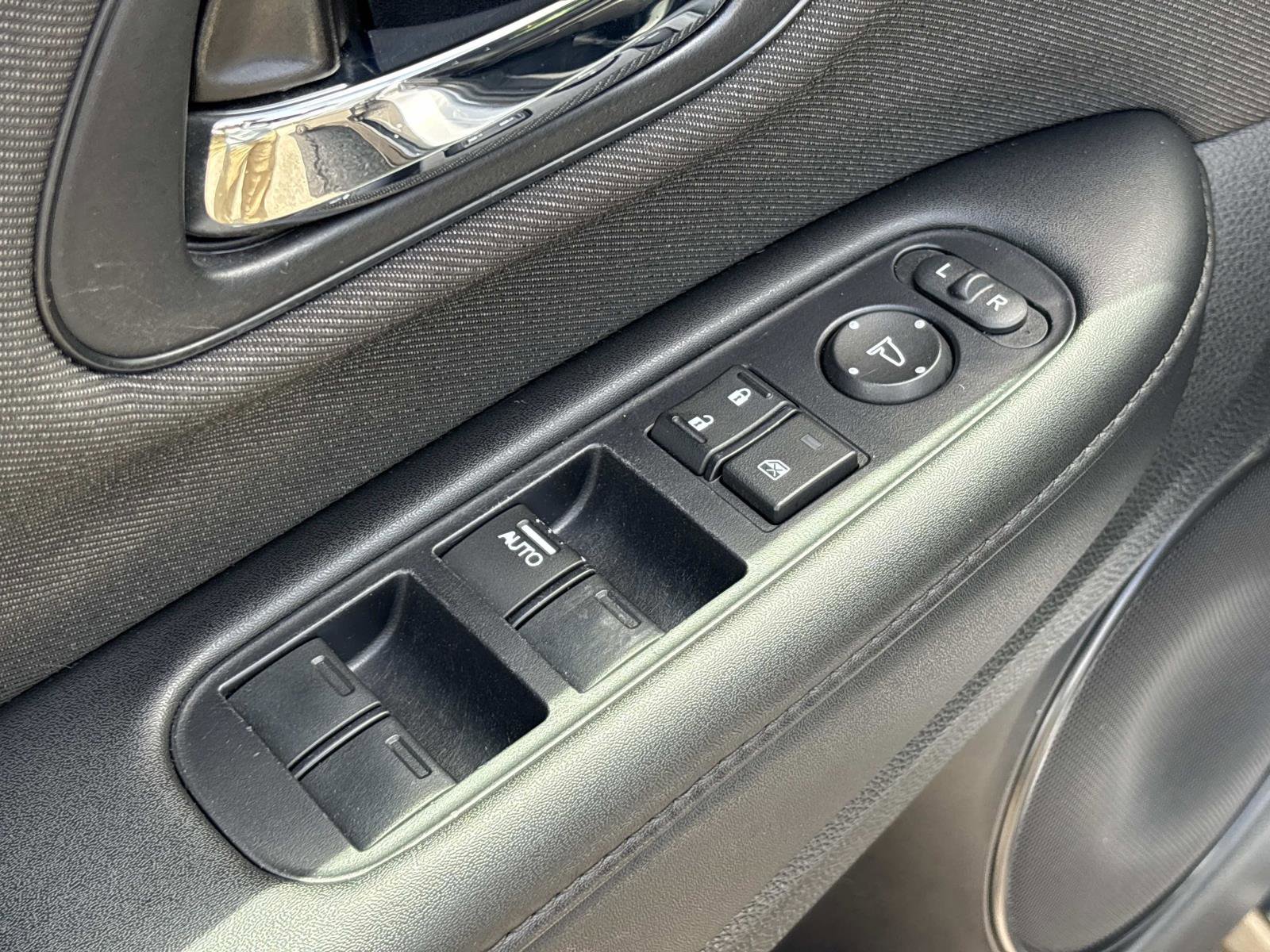 Used 2019 Honda HR-V Sport image 13