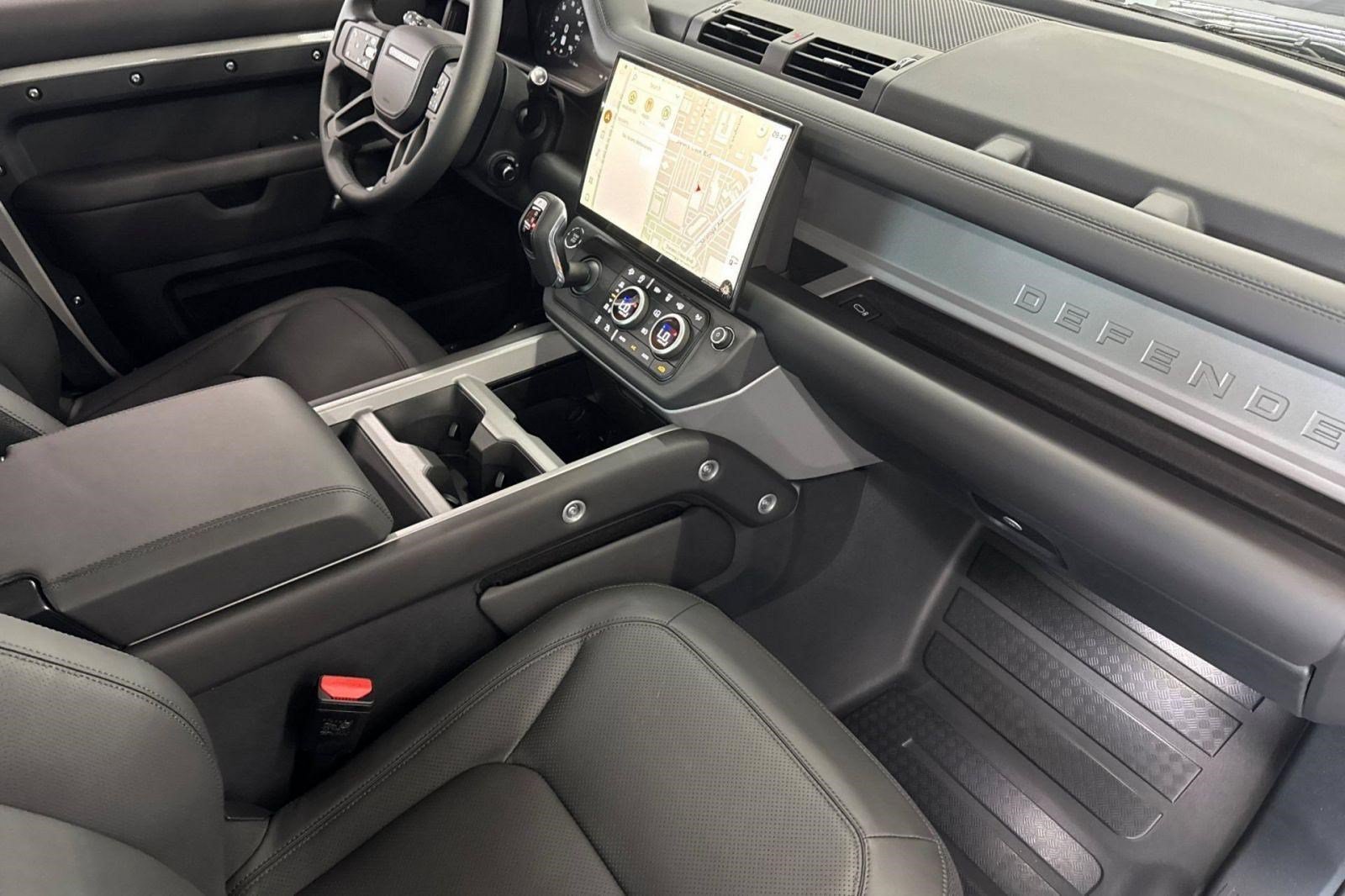 New 2026 Land Rover Defender 130 X AWD/4WD image 29