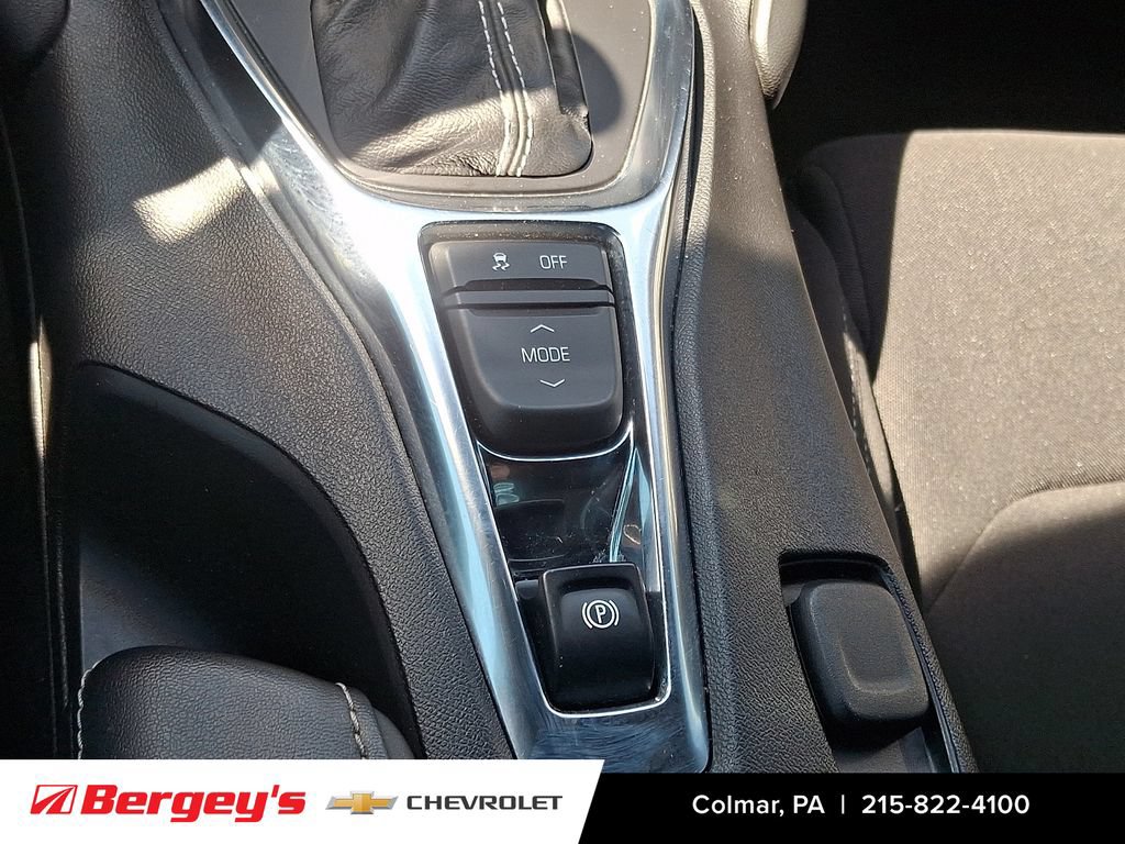 Used 2022 Chevrolet Camaro SS RWD image 25