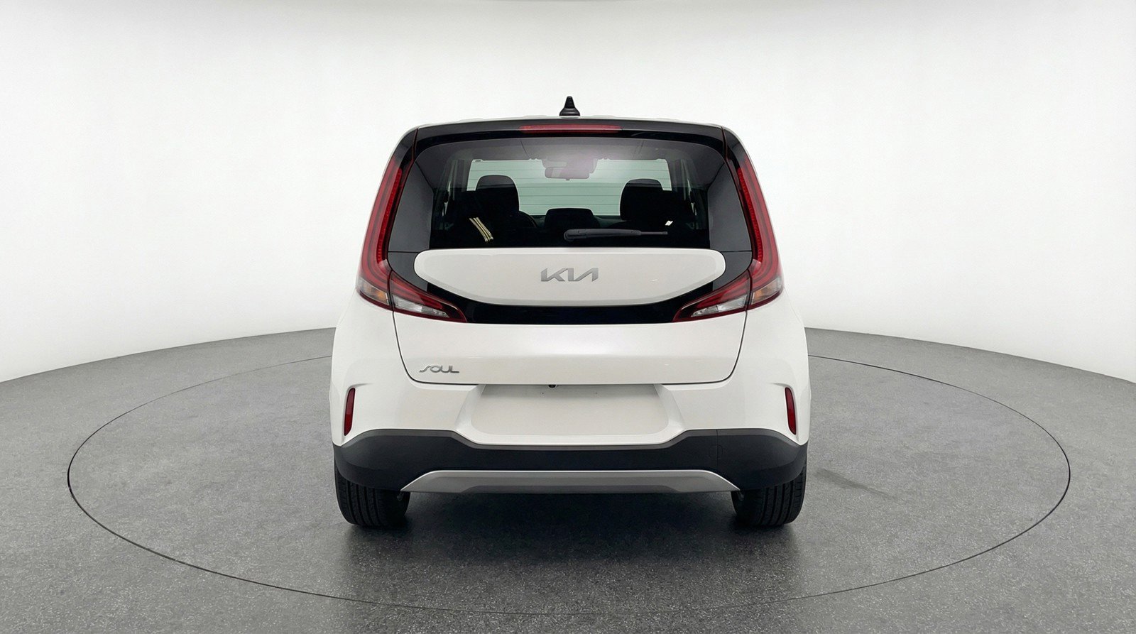 Used 2025 Kia Soul LX w/ LX Technology Package FWD image 7