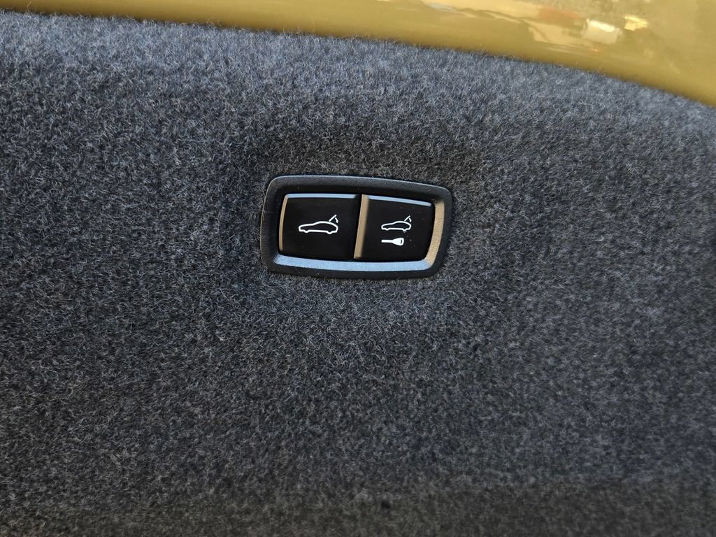 Used 2024 Audi e-tron GT Premium Plus AWD/4WD image 37