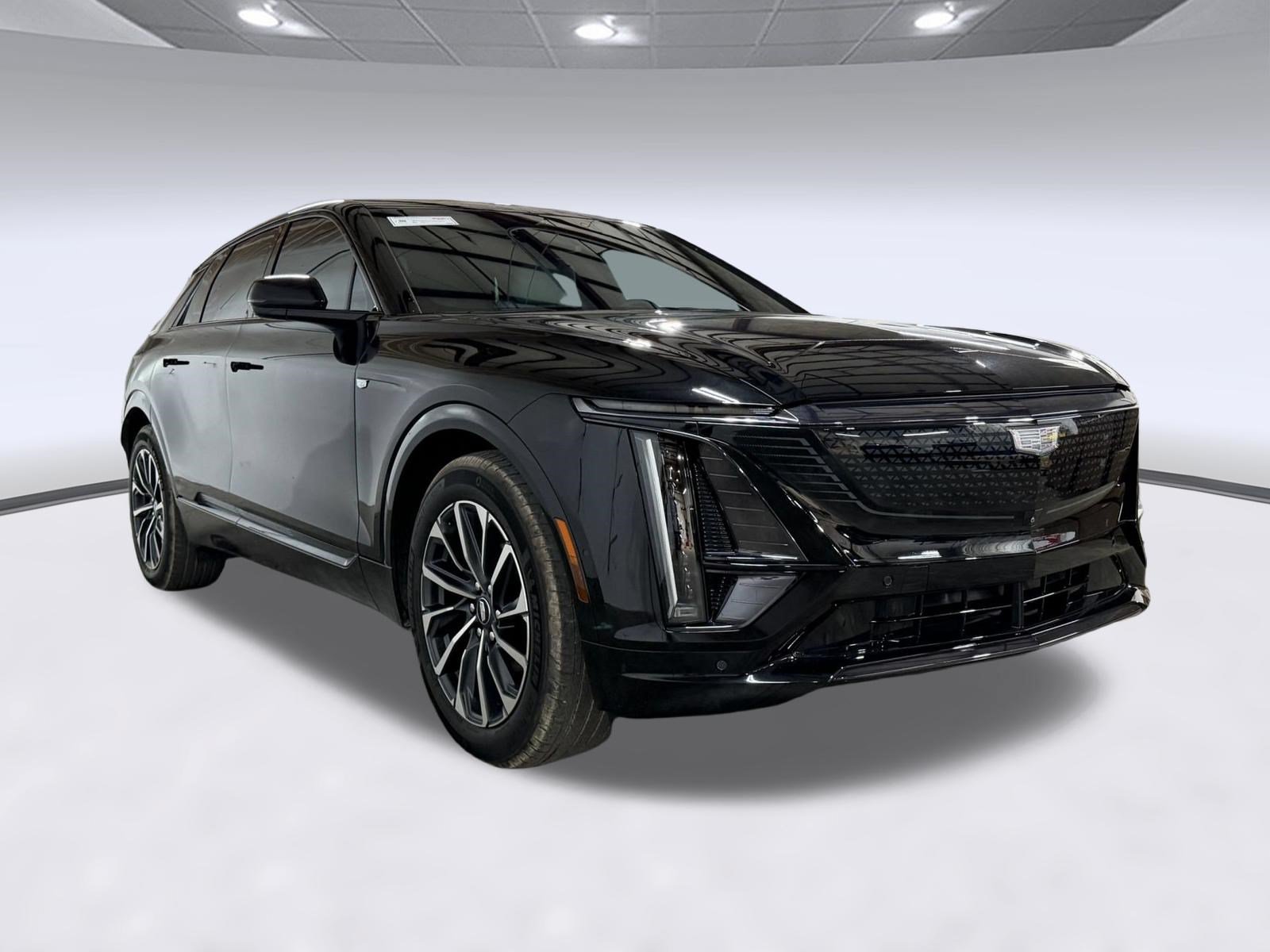 Certified 2025 Cadillac Lyriq Sport w/ LPO, Floor Liner Package RWD image 33