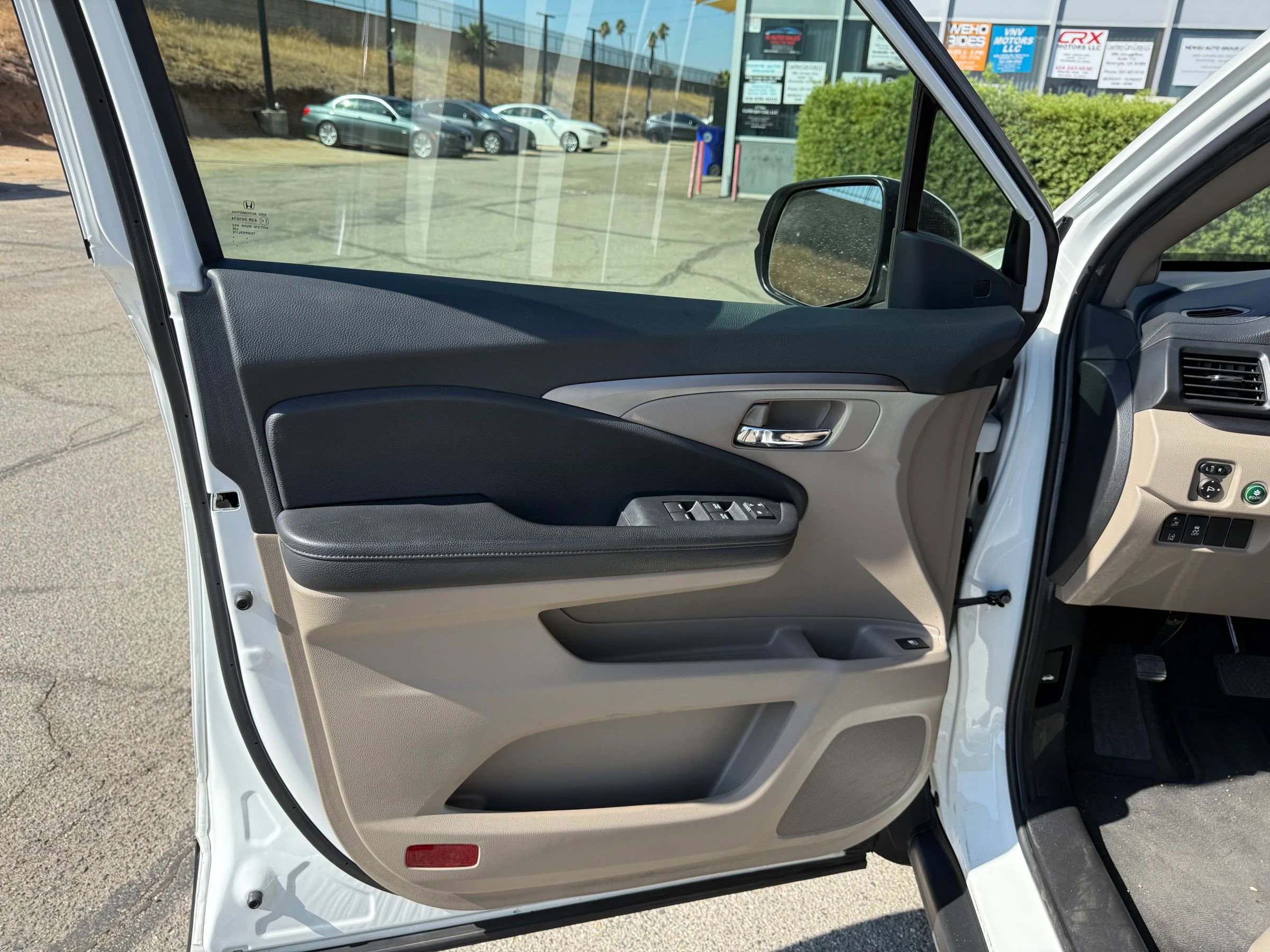 Used 2021 Honda Pilot EX image 11