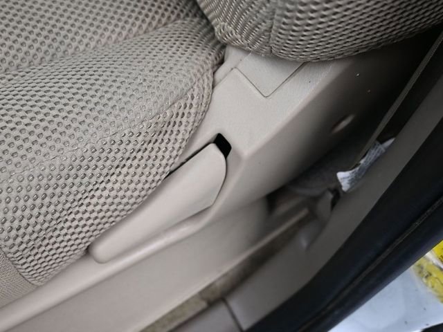 Used 2016 Nissan Frontier SV w/ SV Value Truck Package image 12