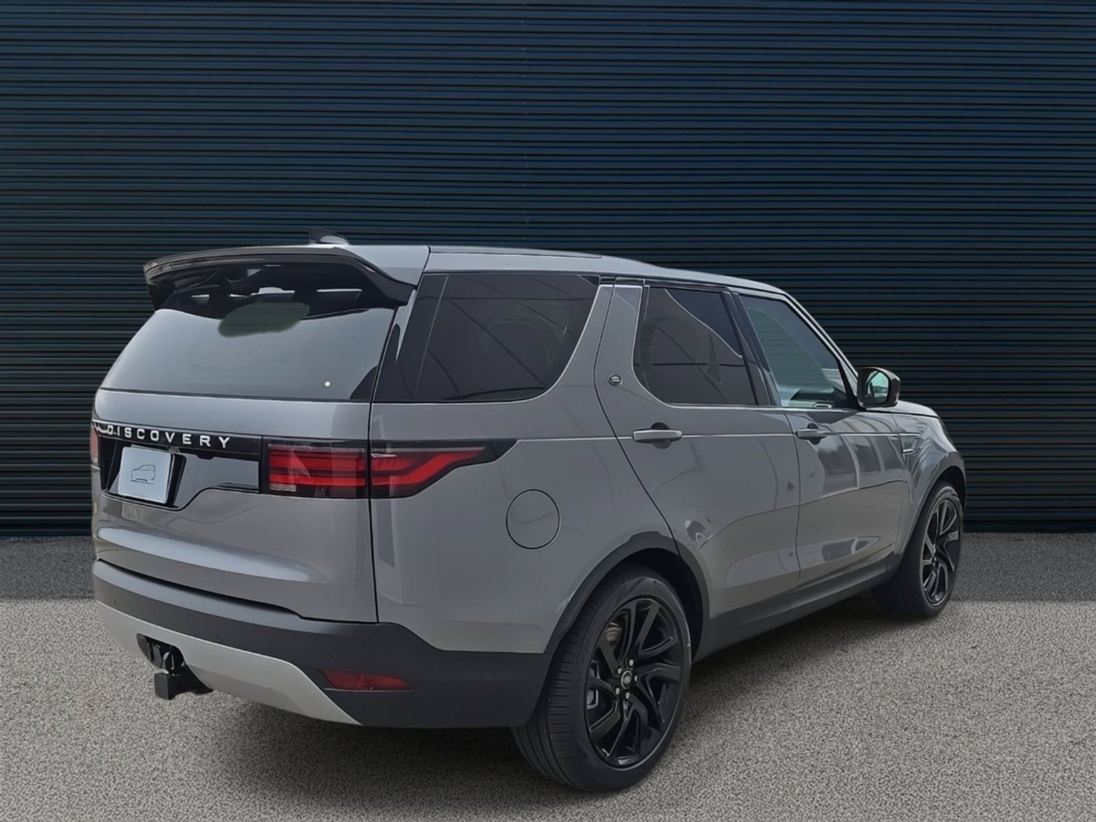 Certified 2025 Land Rover Discovery S AWD/4WD image 5