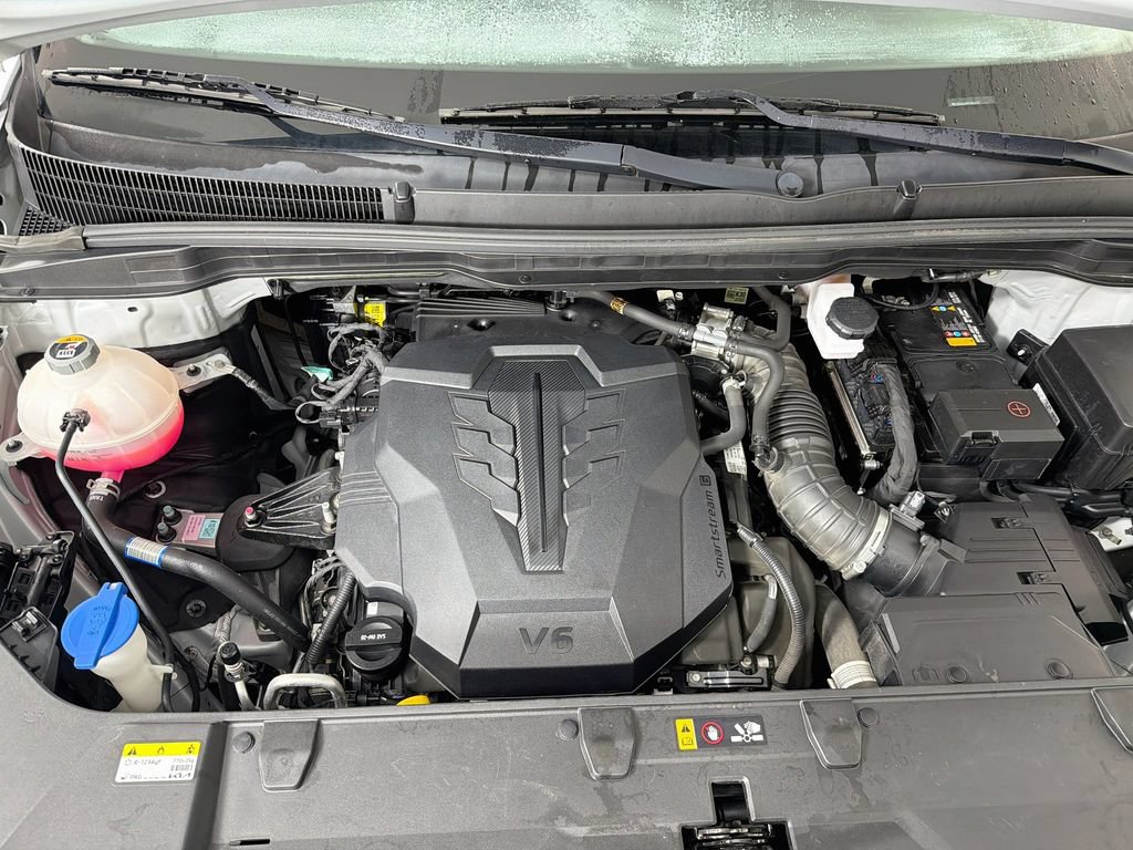 Used 2023 Kia Carnival LX FWD image 28