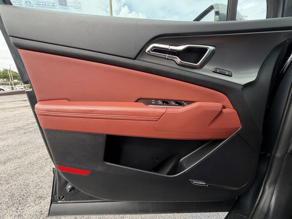 Used 2025 Kia Sportage SX FWD image 22