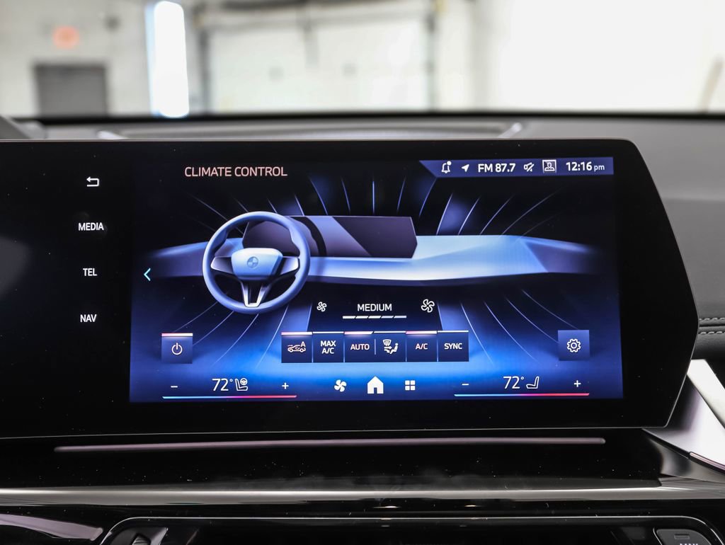 Certified 2025 BMW X1 xDrive28i w/ Premium Package image 18