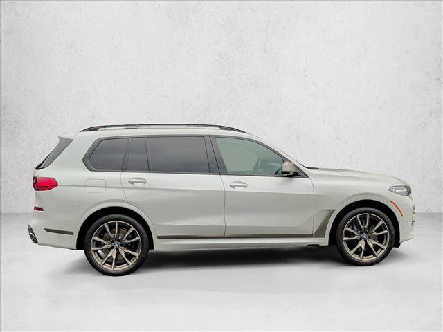 Used 2021 BMW X7 M50i AWD/4WD image 4