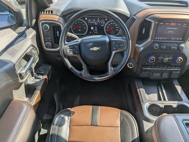 Used 2022 Chevrolet Silverado 1500 High Country w/ Technology Package image 16