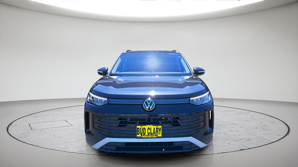 Used 2026 Volkswagen Tiguan SE AWD/4WD image 8