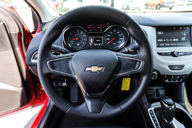 Used 2018 Chevrolet Cruze LS FWD image 25