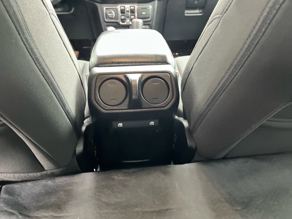 Used 2020 Jeep Gladiator Sport w/ Quick Order Package 24S image 12