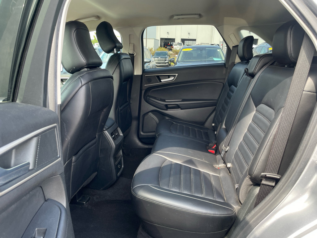 Used 2022 Ford Edge SEL image 10