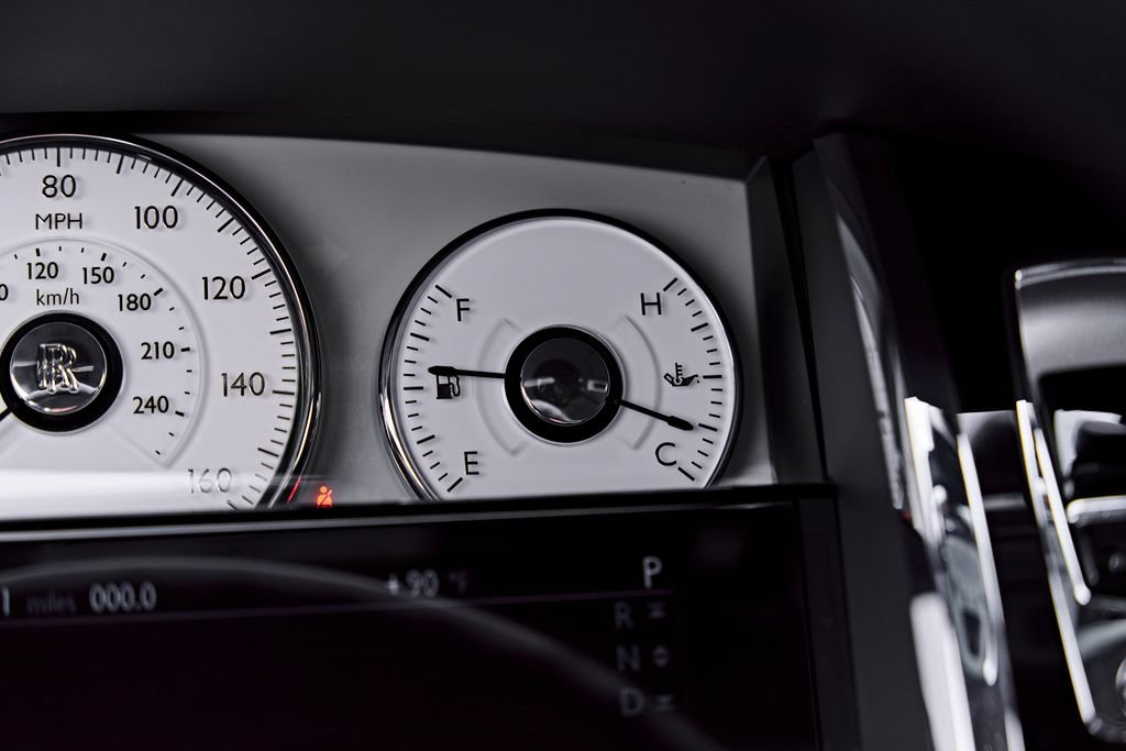 Used 2018 Rolls-Royce Ghost RWD image 73