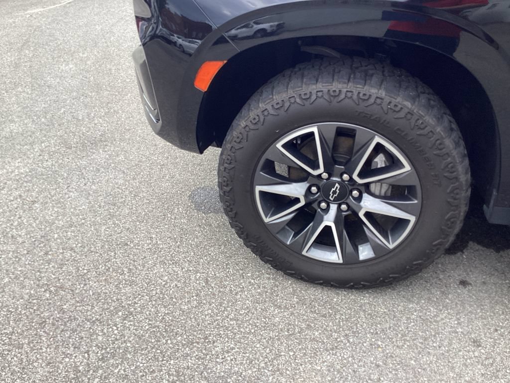 Used 2021 Chevrolet Suburban Z71 AWD/4WD image 25