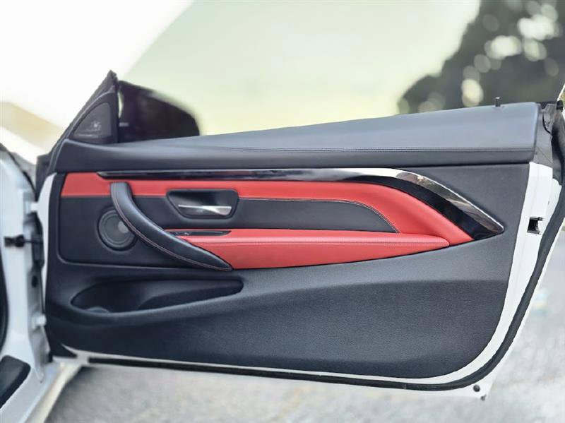 Used 2020 BMW M4 Coupe w/ Competition Package image 30