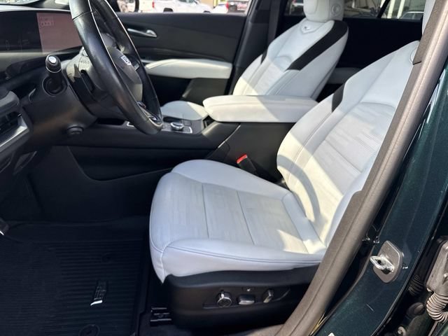 Certified 2024 Cadillac XT4 Sport FWD image 16