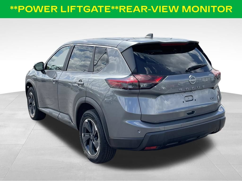 Used 2024 Nissan Rogue SV FWD image 11