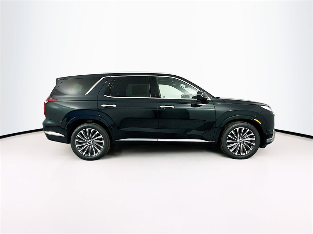 Used 2024 Hyundai Palisade Calligraphy image 8