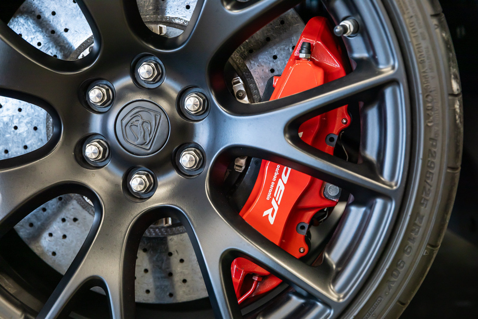 Used 2016 Dodge Viper ACR w/ Exterior Carbon Fiber Package RWD image 26