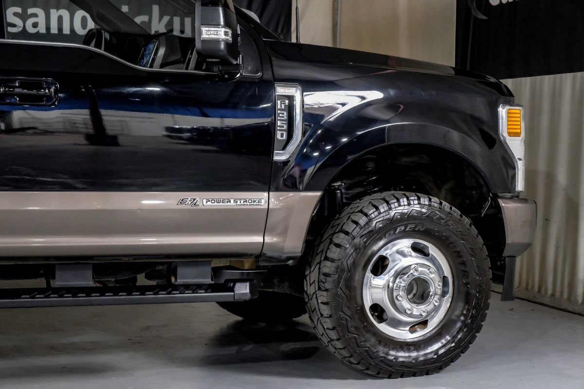Used 2022 Ford F350 King Ranch image 7