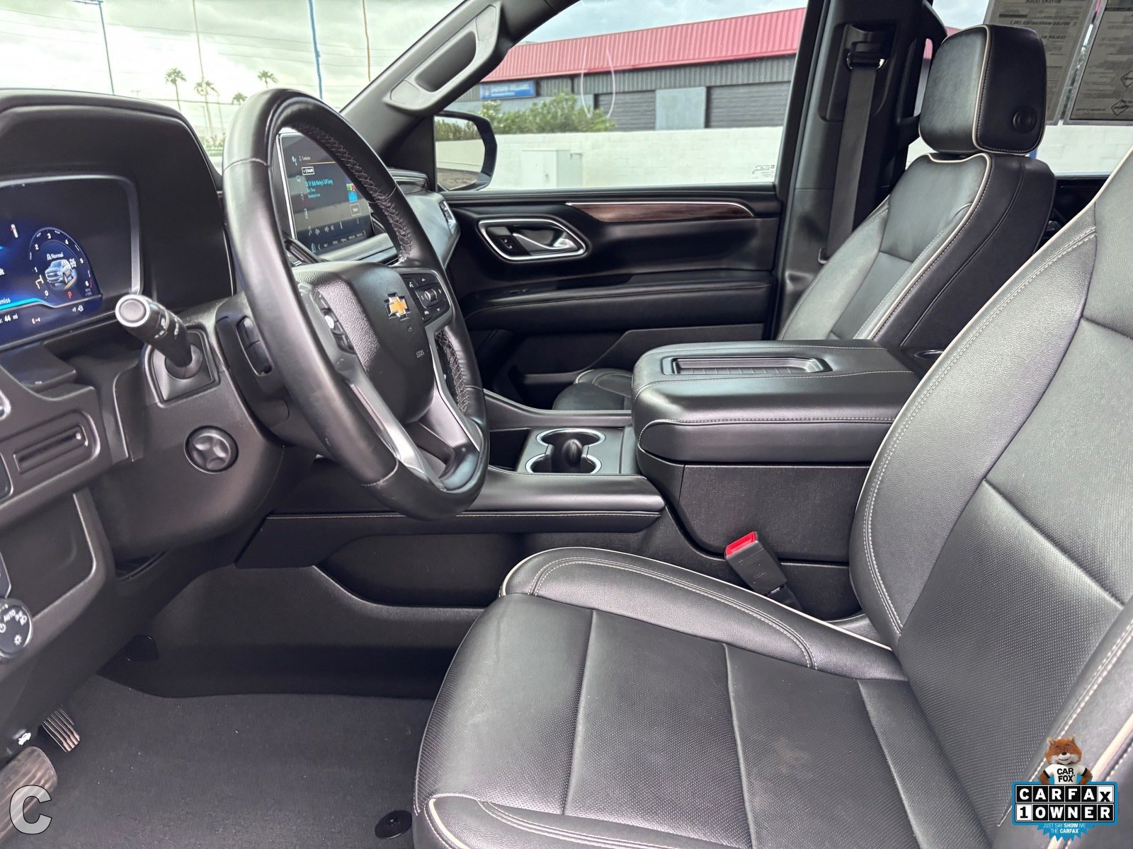 Used 2023 Chevrolet Tahoe Premier AWD/4WD image 14
