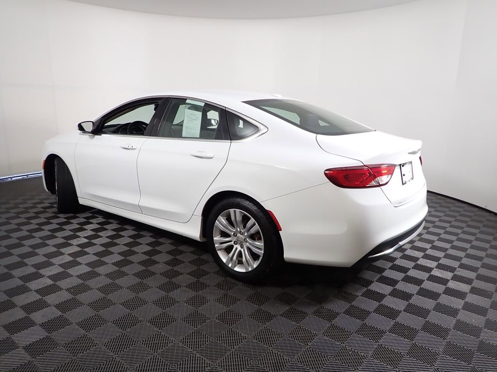 Used 2015 Chrysler 200 Limited w/ Convenience Group FWD image 14