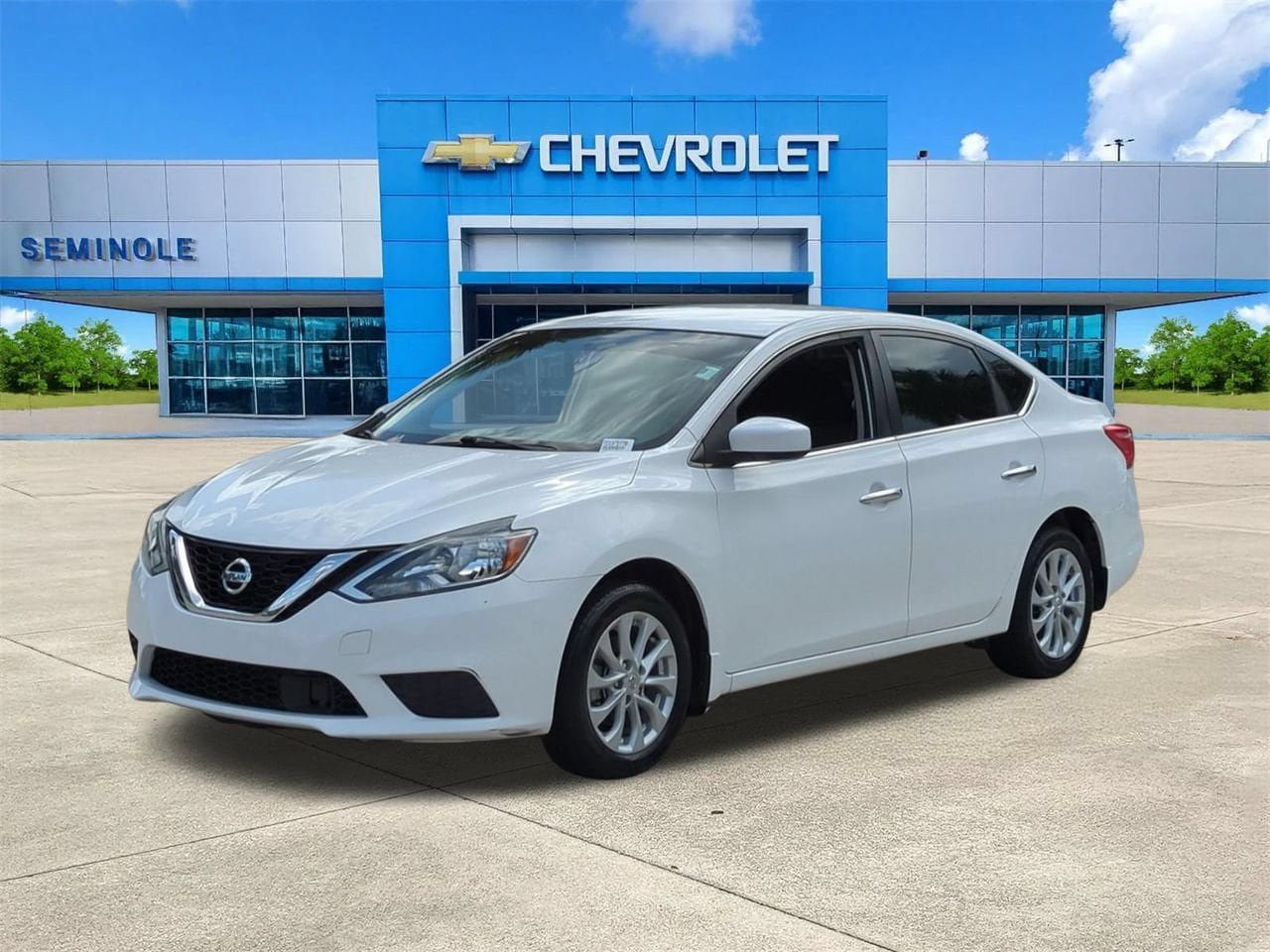 Used 2019 Nissan Sentra SV FWD image 2