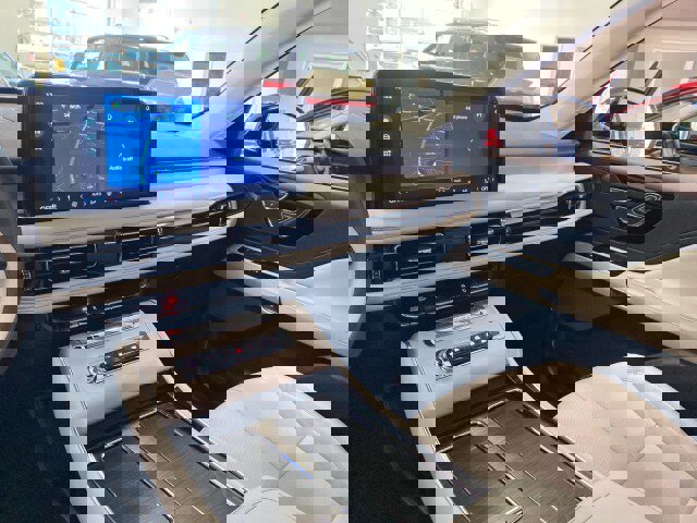 New 2026 Lincoln Aviator Reserve image 21