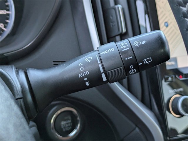 Used 2022 Subaru Ascent Touring image 30